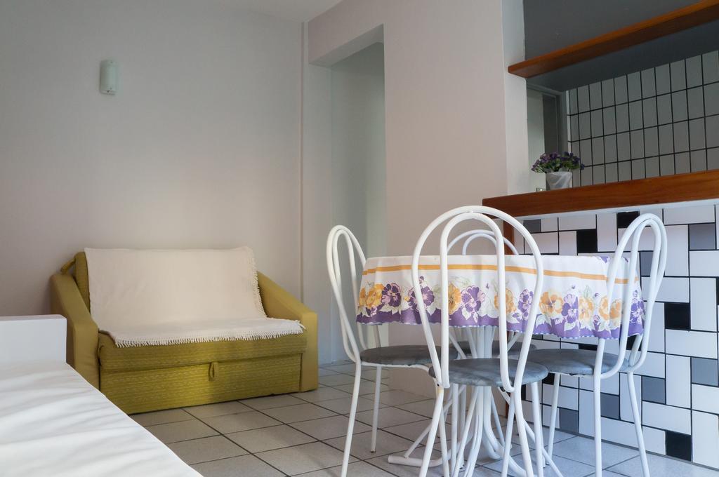 Residencial Leticia Aparthotel Florianopolis Phòng bức ảnh