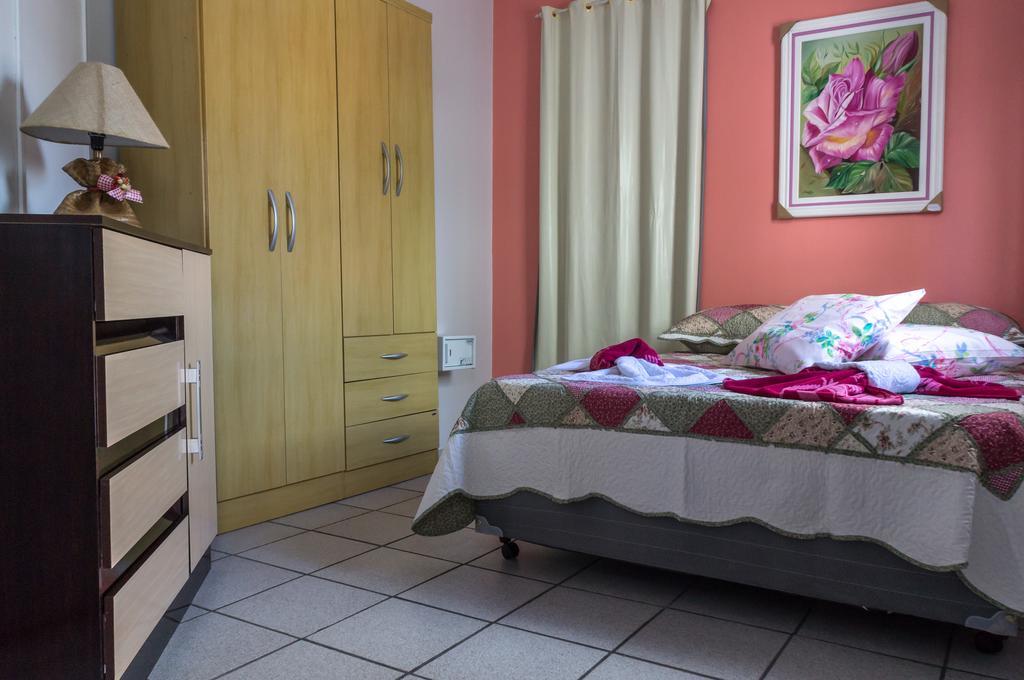 Residencial Leticia Aparthotel Florianopolis Phòng bức ảnh